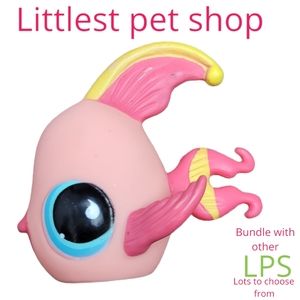 Hasbro Littlest Pet Shop Pink & yellow fish blue eyes retired collectible toy